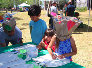 make a recycle party hat