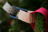 make recycle garland for your tree